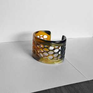 MN EXPORTS Bracelet rond en corne de vache naturelle, fait main, poli, cadeau moderne pour femme, accessoire de mode - Product Image 4