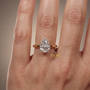 Anillo de Compromiso con Diamante Cultivado en Laboratorio en Forma de Pera, Plata de Ley, Claridad VVS, Acabado Mate, Banda Solitaria Abombada para Boda y Fiesta - Product Image 4