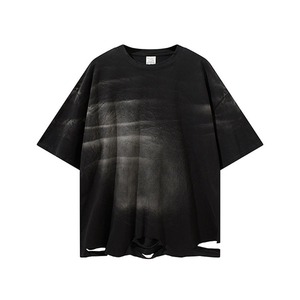 เสื้อยืดทรงปกติแบบทันสมัยสำหรับผู้ชาย ผ้าฝ้าย 100% เป็นมิตรกับสิ่งแวดล้อม สีสันปรับแต่งได้ตามต้องการ พร้อมดีไซน์ขาดแบบ Distressed - Product Image 6