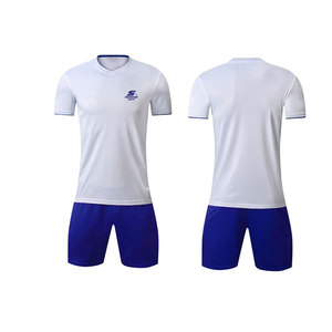Uniforme de Fútbol al Por Mayor, Uniforme de Fútbol de la Mejor Calidad, Uniforme de Fútbol de Nuevo Diseño para Venta en Línea - Product Image 1