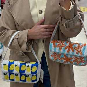 Sac à main de soirée pour femme, sacoche à rabat en perles de verre florales roses tissées à la main, avec compartiment pour téléphone, idéal pour les bals et banquets - Product Image 3