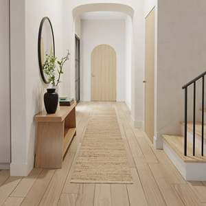 Tapis en jute indien fait main personnalisé, style bohème festonné, à poils longs, style kilim, avec motifs abstraits, techniques de tuftage et de tressage - Product Image 1