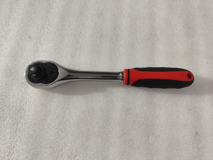 MANIVELA DE TRAMPAQUEO DE 1/2'' TIPO OVALADO CON AGARRE DE GOMA - Product Image 4