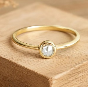 Anillo Solitario Minimalista de Oro Sólido 10K 14K 18K con Moissanita y Diamante Redondo Cultivado en Laboratorio con Certificación IGI, Venta al por Mayor - Product Image 1