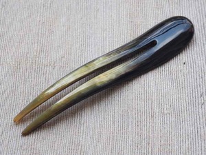 Pique à cheveux artisanale en corne de buffle naturelle, accessoire pour chignon, cadeau pour femme - Product Image 6