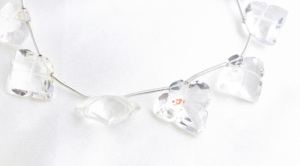 Perles de pierres précieuses naturelles sculptées en forme de feuille, 9,5 pouces, pour la création de bijoux fins - Product Image 3