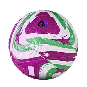 Ballon de football de qualité professionnelle, fabriqué en cuir PU, idéal pour des passes précises, des tirs et un contrôle optimal du ballon. Approvisionnement direct d'usine. - Product Image 2