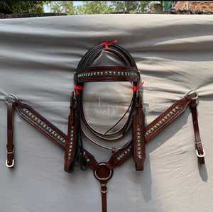 Sillín de cuero occidental con estructura de fibra, herrajes de acero inoxidable SUS304, detalles de cocodrilo turquesa y asiento acolchado para equitación - Product Image 5