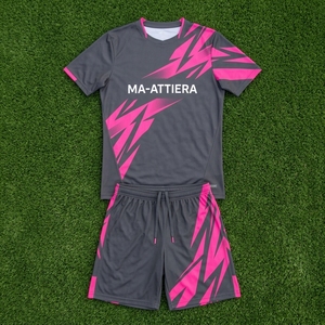 Ensemble d'uniformes de football personnalisés à motif éclair noir et rose, maillot de football à manches courtes, short OEM - Product Image 6