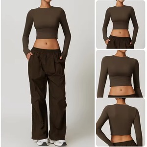 Camiseta Corta de Diseño Personalizado al por Mayor para Mujer, Ajustada, de Secado Rápido, con Cuello Redondo, Ropa Deportiva para Gimnasio - Product Image 4