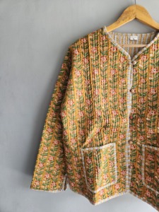 Veste pour femme en coton matelassé à imprimé floral, col en V, manches longues, style Prairie Chic, cadeau pour elle - Product Image 2