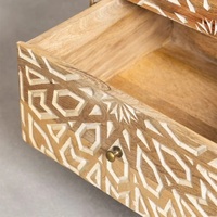 Table de chevet en bois Vandana Arion Lyra avec pieds en métal