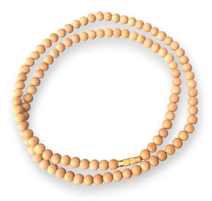 Sandalwood Kattai Mala White Chandan, 108 cuentas de 6 mm, pulidas, unisex, para adultos, tradicionales, de Navidad - Product Image 1