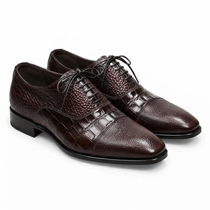 <b>Men</b>’s Dark Brown Textured Leather Oxford Shoes with Crocodile Pattern and Lace-Up Design - Product Image 2