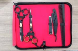 Juego de Tijeras de Peluquería Profesionales de Acero Inoxidable de Alta Calidad, 6 1/2 Pulgadas, Estilo Japonés, Duraderas, Doradas, Kit de 3 Piezas - Product Image 2