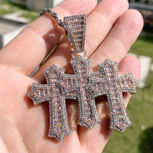 สร้อยคอจี้รูปกางเขนสามดวง CONCEPTION ดีไซน์สวยสำหรับผู้ชายและผู้หญิง  ทำจากเงินแท้ 925  ตกแต่งด้วยคริสตัล  สไตล์ฮิปฮอป เหมาะสำหรับงานปาร์ตี้ - Product Image 1