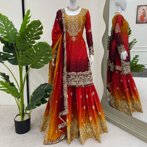 Belle Designer Salwar Kameez sur Heavy Chinon Tissu Party Wear avec codage intérieur Séquence de travail Perle Travail dans la même couleur - Product Image 1