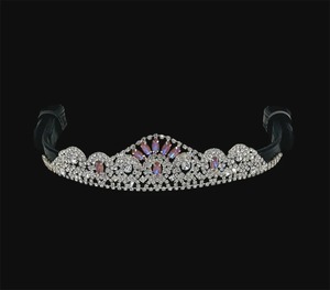 Bridelet en cuir de luxe avec incrustation de cristaux étincelants |   Bridon élégant pour chevaux à usage équestre - Product Image 2