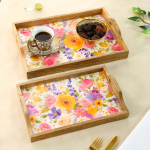 Plateau de service en émail artisanal de haute qualité, motif uni, écologique, durable, compatible lave-vaisselle, vaisselle décorative en métal - Product Image 1