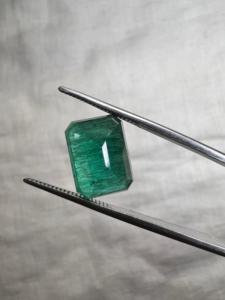 Esmeralda Zambiana Natural de 5.73 Ct, Corte Octogonal, Gema Verde Suelta, Piedra Preciosa para Joyería, Venta al Por Mayor - Product Image 2