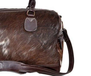 Bolsa de Viaje de Cuero Genuino con Pelo de Vaca, Bolsa de Fin de Semana de Lujo Hecha a Mano, Bolsa de Gimnasio de Cuero Vacuno Marrón, Bolsa de Viaje Resistente para Pasar la Noche - Product Image 4