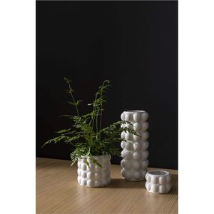 Ensemble de vases en métal blanc moderne, vase à fleurs texturé en fer décoratif, style nordique luxueux, vase à bourgeons de style nordique pour la décoration de la maison - Product Image 1