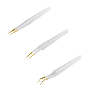 Pince à épiler de précision à pointe fine droite pour isolation des extensions de cils, couleur or et blanc, et recourbe-cils - Product Image 1