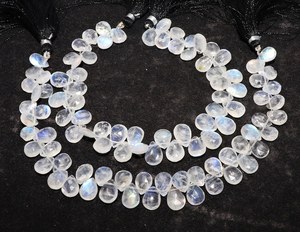 Perles de pierre de lune arc-en-ciel naturelle blanche facettées en forme de poire 7x10 MM, pierres de lune en forme de poire briolette, 8 pouces, perles de pierres précieuses pour bijoux - Product Image 1