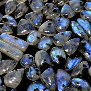 Lote de Gemas de Piedra Lunar Arcoíris Natural Blanca y Azul, Formas Mixtas, para Joyería, 16x10x3mm 20x12x3mm, Promedio 10 Quilates - Product Image 4
