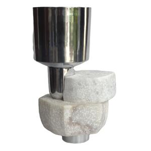 Jarrón de mesa de calidad moderna en metal y mármol, acabado plateado, jarrón de aluminio fundido, decoración de mesa, artesanías de Metal, jarrones de Metal - Product Image 1