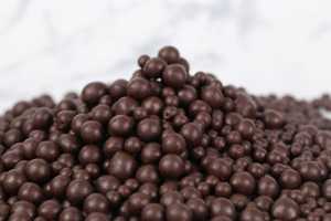 Qualité Exceptionnelle Vente Directe du Fabricant OEM/ODM HALAL Toffee Caramel Compound Chocolate Crispy Balls Cocoa Décoration de Gâteau - Product Image 4