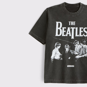 เสื้อยืดคอตตอน 100% สีพื้น สำหรับงานซับลิเมชั่น ขายส่ง บรรจุภัณฑ์แบบกำหนดเอง ดีไซน์ใหม่ ทรงพอดีตัว สวมใส่สบายๆ สำหรับผู้ชาย แห้งเร็ว - Product Image 3