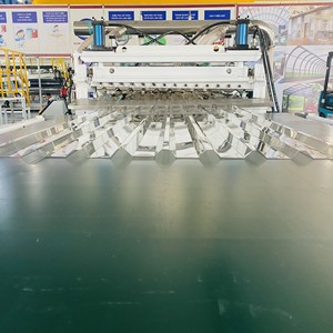 Industrial Grade Corrugated <b>Polycarbonate</b> Sheet Anti-Static Wave Design Impact Proof Lightweight for Walkway Cover - Product Image 5