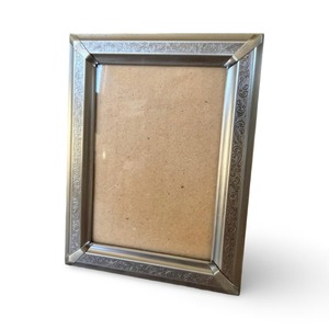 Marco de Fotos Decorativo de Metal Ornamentado de Estilo Vintage, de Alta Calidad, Rectangular, Vertical, para Mesa - Product Image 5
