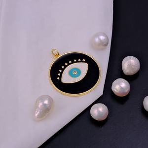 Vente en gros de pendentif mauvais œil plaqué or avec breloque protectrice en émail bleu noir pour collier de bijoux de cadeau de fête de mariage - Product Image 4