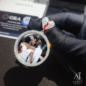 Colgante de Moissanita Redondo Personalizado con Foto Estilo Hip Hop, Corazón Roto, Baño de Oro Rosa sobre Plata 925, Dije de Diamante para Joyería de Fiesta - Product Image 3