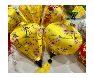 Silk Lantern Golden Yellow Garlic Shape Hoi An Silk Lantern with Sakura Blossom <b>Pattern</b> Waterproof Hanging Decor Wholesale Lamp - Product Image 1