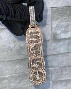 Compre un Colgante Personalizado con Letras y Número 5150 en Esmeralda, Joyería Hip Hop para Raperos, Colgante de Moissanita VVS1, Plata de Ley 925 - Product Image 4