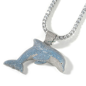 Colgante de Delfín en Plata 925 con Baño de Rodio y Moissanita, Diseño de Pez, Unisex, de Lujo, para Uso Diario - Product Image 4