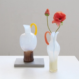 Vasi in Vetro Soffiato a Bocca Bixuan, Bianco Nebbia, Marrone, Giallo, Arancione, con Manico, Porta Fiori, Decorazione Centrotavola per Matrimoni - Product Image 1