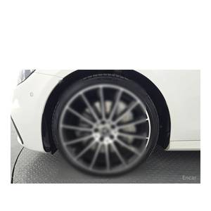 Mercedes-Benz Classe E E350 4MATIC AMG Line 2023, 35 280 km, boîte automatique, sièges en cuir, conduite à gauche, caméra de recul - Product Image 5