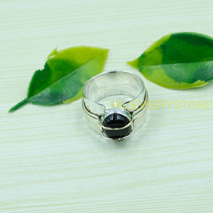 Anillo de Ónix Negro Natural, Plata de Ley 925 Sólida con Anillo de Latón, Anillo Decorativo Hecho a Mano con Acabado Martillado para Joyería de Ónix Negro - Product Image 2