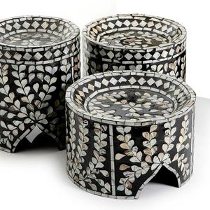 Splendide support à gâteau en nacre, ensemble de boîtes hexagonales peu profondes en coquillages floraux anthracite pour réceptions haut de gamme - Product Image 3