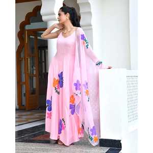 Ensemble de costume en mousseline de soie à fleurs pêche - Taille XS - Product Image 5