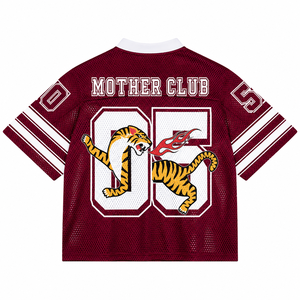 Maillot de football en mesh col en V bordeaux avec imprimé tigre et numéro 05, design sublimé pour homme adulte, vêtement de sport respirant - Product Image 2