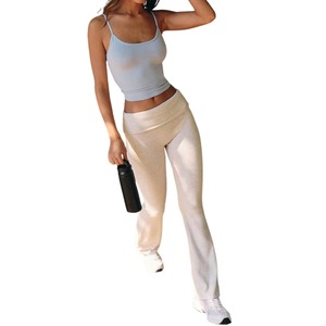 Pantalon de yoga côtelé uni à jambe large pour femme, extensible dans les 4 sens, coupe bootcut, leggings évasés, vêtements de sport personnalisables en gros - Product Image 3