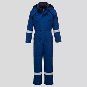 ชุดคลุมทำงานสีน้ำเงินแบบยูนิเซ็กซ์ แถบสะท้อนแสง ชุดป้องกันอันตราย Nomex โดย TAGCO SAFETY - Product Image 1