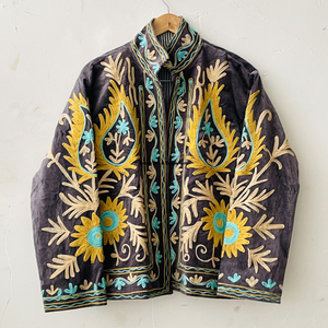Chaqueta de algodón Suzani hecha a mano en India, chaqueta corta bordada a mano, abrigo unisex, chaqueta corta Suzani hecha a mano - Product Image 6