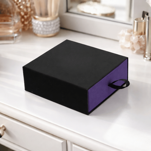 Caja de Regalo para Joyería de Lujo |   Empaque de Cartón Rígido con Recubrimiento UV, Laminado Mate, Grabado en Relieve, Cierre Magnético y Logotipo Personalizado - Product Image 1