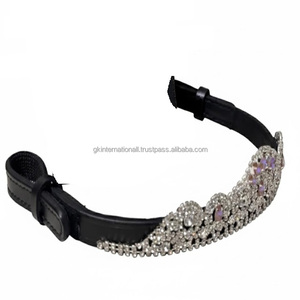 Diadema de lujo con cristales de unicornio rosa para caballo, en cuero negro y marrón, para doma clásica. - Product Image 6